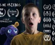 Connor, the new kid in school, is a lonely boy whose only friend is a stuffed toy named Beadie. When Connor brings Beadie to school, despite his father’s warnings, a run-in with a bully leads to horrific consequences.nnnBehind-the-scenes video: youtu.be/eupUklbFO2EnnCommentary: youtu.be/WmBZNrMsyKsnnSoundtrack: soundcloud.com/ryanglista/sets/lets-be-friends-soundtracknnnDirected by Ryan GlistanWritten by Ryan Glista, Matt Bilmes and Alex RouleaunStarring Tyler Williamson, Thomas Meacham, Akash