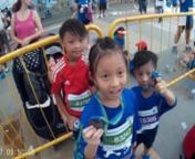 3rd Chapter of my 2 kids running..They like the feeling of running to the finishing line. I am glad that more members of join in this round.. Hooray for them and Happy New Year!