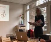 Mieke geeft les op 11 april 2019 in Rotterdam.