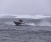 Rafnar took Embla to Grindavik in the beginning of November. We got a request from SAR-Team Þorbjörn from the town that they wanted to test the Leiftur series in rough waves that they experience outside of the harbor. We are please to say that Embla performed extremely well and this is another testament how well the hull can handle the waves and keep comfort at sea.