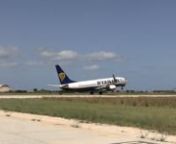 Reportage dall&#39;aeroporto nei giorni in cui assorbe il traffico dello scalo di Catania