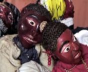 Un film de Christian Lajoumardn2012 / 52&#39; / 16/9nnDans un quartier périphérique de Lomé, la capitale du Togo, Danaye Kanlanfei a créé au cœur de sa maison, un lieu dédié aux marionnettes. Des marionnettes créées au fil des ans qui se partagent tout l&#39;espace avec les enfants du voisinage.nDanaye, qui a été le directeur du Théâtre National de Marionnettes du Togo, passe le plus clair de son temps dans cette maison. Il continue à créer et répéter ses spectacles, à construire de n