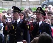 CANADIANS at The Last Post Ceremony on May 3rd, 2010 at Menin Gate, Ypres (Ieper), Belgium, with thousands of high school students in attendance. Filmed during the &#39;Victory In Europe Tour&#39; from &#39;Paris to Berlin&#39; through EF Tours. nnThis Last Post post has been played by the local Fire Brigade every day at 8pm since the end of World War One. nnFilmed and edited by Jonathan Wagner.nnThe Menin Gate Memorial to the Missing is a war memorial in Ypres, Belgium dedicated to the commemoration of British