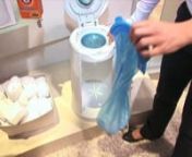 Mom&#39;s, if you hate emptying out the dreaded diaper can as much as I do you have to check out this new diaper pail from Munchkin and Arm &amp; Hammer. The new pail hits stores in November and company reps claim it can snuff out nasty odors. Here&#39;s a sneak peak. What do you think?