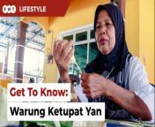 Hungry for some delicious ketupat? Azian Mahmud, or Kak Yan, has been making this delicacy at her warung in Kuala Selangor for over 20 years now.&#60;br/&#62;&#60;br/&#62;&#60;br/&#62;Warung Ketupat Yan&#60;br/&#62;2E-483, Kampung Permatang,&#60;br/&#62;45000 Kuala Selangor, Selangor&#60;br/&#62;&#60;br/&#62;Operation Hours:&#60;br/&#62;7 am - 10 pm&#60;br/&#62;(Closed for Ramadan)&#60;br/&#62;&#60;br/&#62;Story by: Terence Toh&#60;br/&#62;Shot by: Muhaimin Marwan&#60;br/&#62;Presented by: Selven Razz&#60;br/&#62;Edited by: Kiera Amin&#60;br/&#62;&#60;br/&#62;Read More: https://www.freemalaysiatoday.com/category/leisure/2024/03/27/its-like-hari-raya-every-day-for-ketupat-maker-kak-yan/&#60;br/&#62;&#60;br/&#62;Laporan Lanjut:&#60;br/&#62;&#60;br/&#62;&#60;br/&#62;Free Malaysia Today is an independent, bi-lingual news portal with a focus on Malaysian current affairs.&#60;br/&#62;&#60;br/&#62;Subscribe to our channel - http://bit.ly/2Qo08ry&#60;br/&#62;------------------------------------------------------------------------------------------------------------------------------------------------------&#60;br/&#62;Check us out at https://www.freemalaysiatoday.com&#60;br/&#62;Follow FMT on Facebook: https://bit.ly/49JJoo5&#60;br/&#62;Follow FMT on Dailymotion: https://bit.ly/2WGITHM&#60;br/&#62;Follow FMT on X: https://bit.ly/48zARSW &#60;br/&#62;Follow FMT on Instagram: https://bit.ly/48Cq76h&#60;br/&#62;Follow FMT on TikTok : https://bit.ly/3uKuQFp&#60;br/&#62;Follow FMT Berita on TikTok: https://bit.ly/48vpnQG &#60;br/&#62;Follow FMT Telegram - https://bit.ly/42VyzMX&#60;br/&#62;Follow FMT LinkedIn - https://bit.ly/42YytEb&#60;br/&#62;Follow FMT Lifestyle on Instagram: https://bit.ly/42WrsUj&#60;br/&#62;Follow FMT on WhatsApp: https://bit.ly/49GMbxW &#60;br/&#62;------------------------------------------------------------------------------------------------------------------------------------------------------&#60;br/&#62;Download FMT News App:&#60;br/&#62;Google Play – http://bit.ly/2YSuV46&#60;br/&#62;App Store – https://apple.co/2HNH7gZ&#60;br/&#62;Huawei AppGallery - https://bit.ly/2D2OpNP&#60;br/&#62;&#60;br/&#62;#FMTLifestyle #FMTBeraya #GetToKnow #WarungKetupatYan #KualaSelangor