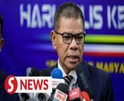 There must be common ground between non-governmental organisations (NGOs), activists and the government to solve citizenship issues, says the Home Minister.&#60;br/&#62;&#60;br/&#62;Datuk Seri Saifuddin Nasution Ismail told reporters on Monday (March 25) that the government took a realistic stand on tabling the controversial proposed amendments on citizenship, adding that the activists should also have the same spirit.&#60;br/&#62;&#60;br/&#62;Read more at https://tinyurl.com/5n8749sr&#60;br/&#62;&#60;br/&#62;WATCH MORE: https://thestartv.com/c/news&#60;br/&#62;SUBSCRIBE: https://cutt.ly/TheStar&#60;br/&#62;LIKE: https://fb.com/TheStarOnline