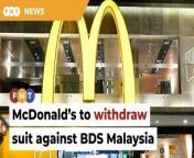 Decision follows positive outcome of mediation between the two parties over alleged boycott move.&#60;br/&#62;&#60;br/&#62;Read More: &#60;br/&#62;https://www.freemalaysiatoday.com/category/nation/2024/03/22/mcdonalds-to-drop-defamation-suit-against-bds-malaysia/&#60;br/&#62;&#60;br/&#62;Laporan Lanjut: &#60;br/&#62;https://www.freemalaysiatoday.com/category/bahasa/tempatan/2024/03/22/mcdonalds-tarik-balik-saman-terhadap-bds-malaysia/&#60;br/&#62;&#60;br/&#62;Free Malaysia Today is an independent, bi-lingual news portal with a focus on Malaysian current affairs.&#60;br/&#62;&#60;br/&#62;Subscribe to our channel - http://bit.ly/2Qo08ry&#60;br/&#62;------------------------------------------------------------------------------------------------------------------------------------------------------&#60;br/&#62;Check us out at https://www.freemalaysiatoday.com&#60;br/&#62;Follow FMT on Facebook: https://bit.ly/49JJoo5&#60;br/&#62;Follow FMT on Dailymotion: https://bit.ly/2WGITHM&#60;br/&#62;Follow FMT on X: https://bit.ly/48zARSW &#60;br/&#62;Follow FMT on Instagram: https://bit.ly/48Cq76h&#60;br/&#62;Follow FMT on TikTok : https://bit.ly/3uKuQFp&#60;br/&#62;Follow FMT Berita on TikTok: https://bit.ly/48vpnQG &#60;br/&#62;Follow FMT Telegram - https://bit.ly/42VyzMX&#60;br/&#62;Follow FMT LinkedIn - https://bit.ly/42YytEb&#60;br/&#62;Follow FMT Lifestyle on Instagram: https://bit.ly/42WrsUj&#60;br/&#62;Follow FMT on WhatsApp: https://bit.ly/49GMbxW &#60;br/&#62;------------------------------------------------------------------------------------------------------------------------------------------------------&#60;br/&#62;Download FMT News App:&#60;br/&#62;Google Play – http://bit.ly/2YSuV46&#60;br/&#62;App Store – https://apple.co/2HNH7gZ&#60;br/&#62;Huawei AppGallery - https://bit.ly/2D2OpNP&#60;br/&#62;&#60;br/&#62;#FMTNews #AzmirJaafar #McDonaldsMalaysia #BDSMalaysia
