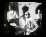 Music video by Nirvana performing In Bloom. (C) 1992 Geffen Records