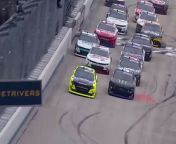 Brandon Jones leads the Xfinity Series field to the green flag at Dover Motor Speedway to start 200 laps at the Monster Mile.