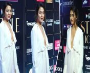 Tejasswi Prakash gets trolled for her Too Hot Look in award function, Netizens reaction viral. watch video to know more &#60;br/&#62; &#60;br/&#62;#TejasswiPrakash #TejasswiPrakashHot #TejasswiPrakashTrolled &#60;br/&#62;~HT.99~ED.140~PR.132~