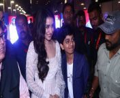Shraddha Kapoor, alongside her entire squad, gathers to celebrate Priyank Sharma&#39;s birthday, striking a pose with bright smiles. Witness the jubilant celebration here!&#60;br/&#62;&#60;br/&#62;#shraddhakapoor #priyank #bollywood #actress #stree2 #rajkummarrao #ootd #traditionallook #shraddha #celebupdate #trending #viral