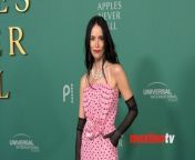 https://www.maximotv.com &#60;br/&#62;B-roll footage: Abigail Spencer on the green carpet at Peacock&#39;s new series &#39;Apples Never Fall&#39; premiere on Tuesday, March 12, 2024, at the Academy Museum of Motion Pictures in Los Angeles, California, USA. This video is only available for editorial use in all media and worldwide. To ensure compliance and proper licensing of this video, please contact us. ©MaximoTV&#60;br/&#62;