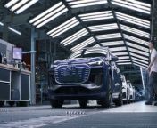 Footage of the production of the Audi Q6 e-tron at the Ingolstadt site with shots from the body shop, the paint shop, the battery assembly, the assembly shop and an interview with Gerd Walker, Member of the Board of the AUDI AG for Production and Logistics.&#60;br/&#62;&#60;br/&#62;Audi Q6 e-tron quattro: Combined power consumption in kWh/100 km: 19.4 –17.0 (WLTP); CO2 emissions combined in g/km: 0; CO2-class A&#60;br/&#62;&#60;br/&#62;Source : Audi