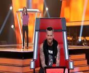 Touring rocker Simon Meli flew home to sing &#39;Ramble On&#39; by Led Zeppelin at The Blind Auditions.