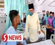 The government will look into speeding up the necessary facilities in the third-class ward of Hospital Kuala Lumpur (HKL), said Prime Minister Datuk Seri Anwar Ibrahim.&#60;br/&#62;&#60;br/&#62;He said Health Minister Datuk Seri Dr Dzulkefly Ahmad would look into the matter and bring it to the attention of the Cabinet.&#60;br/&#62;&#60;br/&#62;Read more at https://tinyurl.com/yz6xepf3 &#60;br/&#62;&#60;br/&#62;WATCH MORE: https://thestartv.com/c/news&#60;br/&#62;SUBSCRIBE: https://cutt.ly/TheStar&#60;br/&#62;LIKE: https://fb.com/TheStarOnline