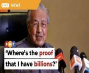 The former prime minister says no evidence has been furnished a year after the claim was made.&#60;br/&#62;&#60;br/&#62;Read More: &#60;br/&#62;https://www.freemalaysiatoday.com/category/nation/2024/04/16/wheres-the-proof-ive-accumulated-billions-dr-m-asks/ &#60;br/&#62;&#60;br/&#62;Free Malaysia Today is an independent, bi-lingual news portal with a focus on Malaysian current affairs.&#60;br/&#62;&#60;br/&#62;Subscribe to our channel - http://bit.ly/2Qo08ry&#60;br/&#62;------------------------------------------------------------------------------------------------------------------------------------------------------&#60;br/&#62;Check us out at https://www.freemalaysiatoday.com&#60;br/&#62;Follow FMT on Facebook: https://bit.ly/49JJoo5&#60;br/&#62;Follow FMT on Dailymotion: https://bit.ly/2WGITHM&#60;br/&#62;Follow FMT on X: https://bit.ly/48zARSW &#60;br/&#62;Follow FMT on Instagram: https://bit.ly/48Cq76h&#60;br/&#62;Follow FMT on TikTok : https://bit.ly/3uKuQFp&#60;br/&#62;Follow FMT Berita on TikTok: https://bit.ly/48vpnQG &#60;br/&#62;Follow FMT Telegram - https://bit.ly/42VyzMX&#60;br/&#62;Follow FMT LinkedIn - https://bit.ly/42YytEb&#60;br/&#62;Follow FMT Lifestyle on Instagram: https://bit.ly/42WrsUj&#60;br/&#62;Follow FMT on WhatsApp: https://bit.ly/49GMbxW &#60;br/&#62;------------------------------------------------------------------------------------------------------------------------------------------------------&#60;br/&#62;Download FMT News App:&#60;br/&#62;Google Play – http://bit.ly/2YSuV46&#60;br/&#62;App Store – https://apple.co/2HNH7gZ&#60;br/&#62;Huawei AppGallery - https://bit.ly/2D2OpNP&#60;br/&#62;&#60;br/&#62;#FMTNews #MahathirMohamad #MirzanMohamad #MokhzaniMohamad #MACC
