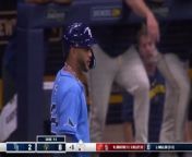 Watch: Chaos ensues as Siri and Uribe brawl at Rays-Brewers from jaat te siri haal
